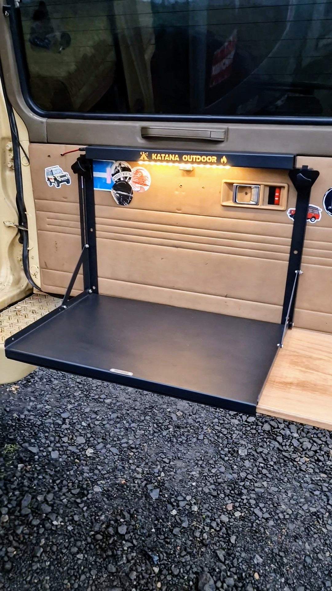 Katana 4x4 Rear Door Table (Express Shipping Included)