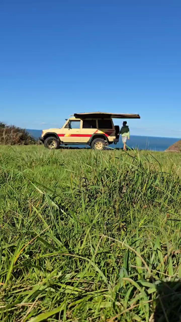 JKoverland 270° Degree Awning LHS