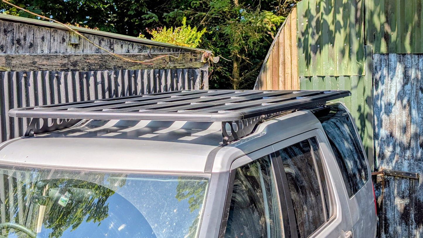 Land Rover Discovery 3&4 Alu-Mod low profile roof rack + vehicle specific brackets