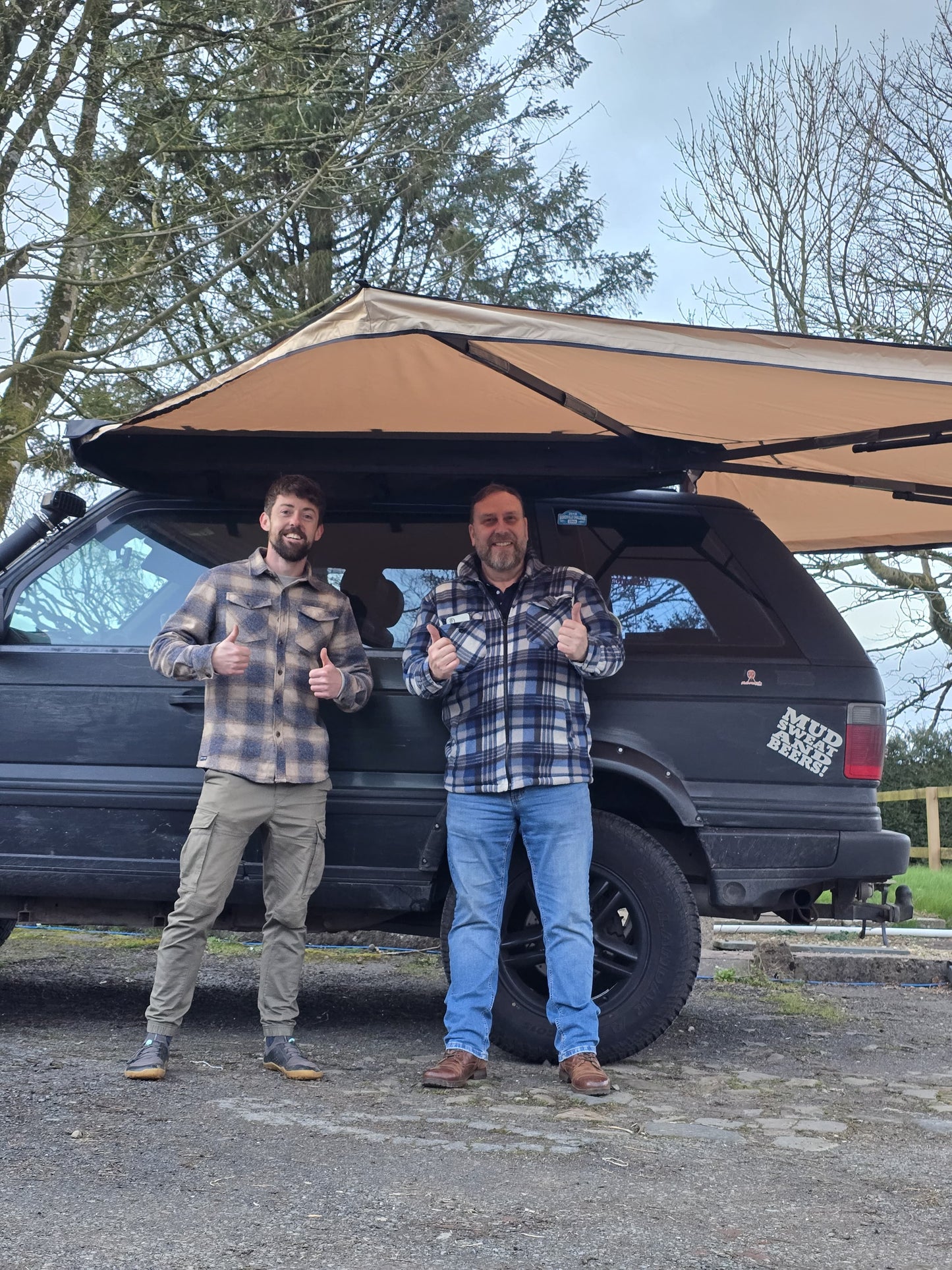 JKoverland 270° Degree Awning LHS