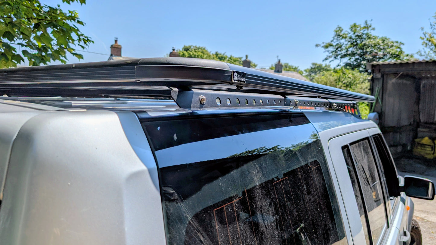Land Rover Discovery 3&4 Alu-Mod low profile roof rack + vehicle specific brackets
